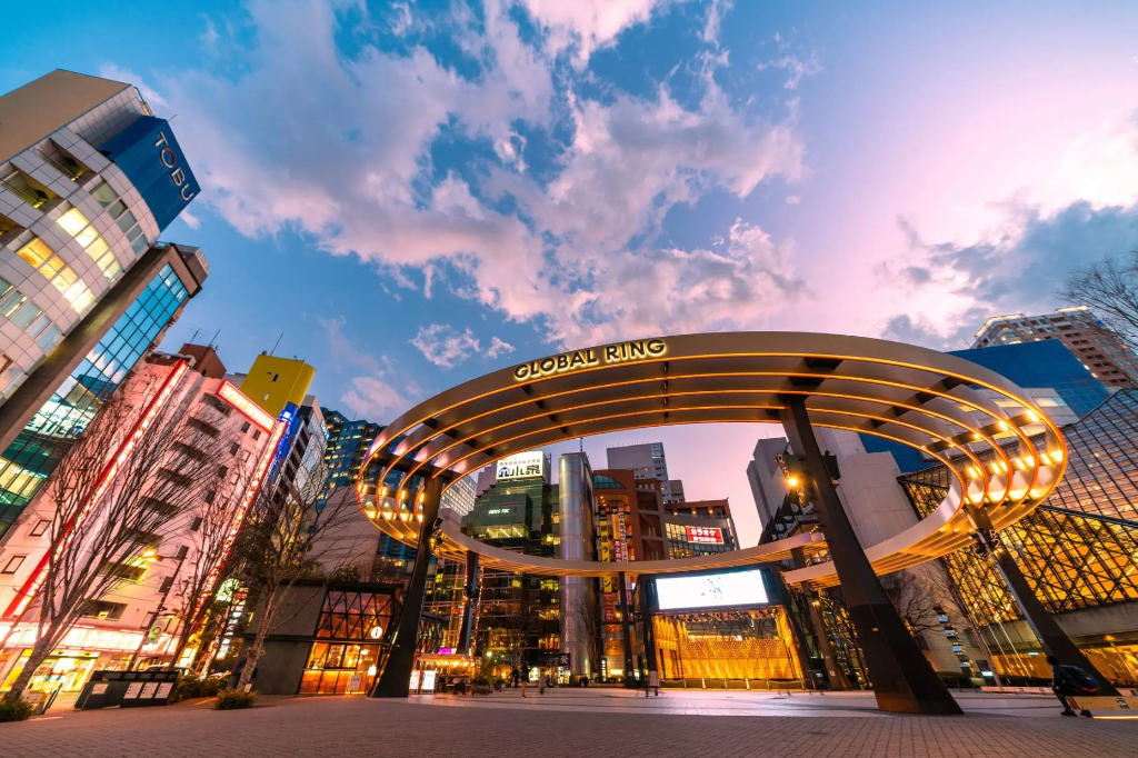 Ikebukuro: A Busy Transit Hub With a Split Personality, photo 2 of 6