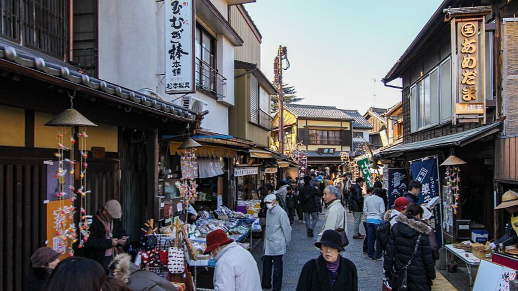 Explore the Old Quarter of Kawagoe (小江戸川越), photo 3 of 3