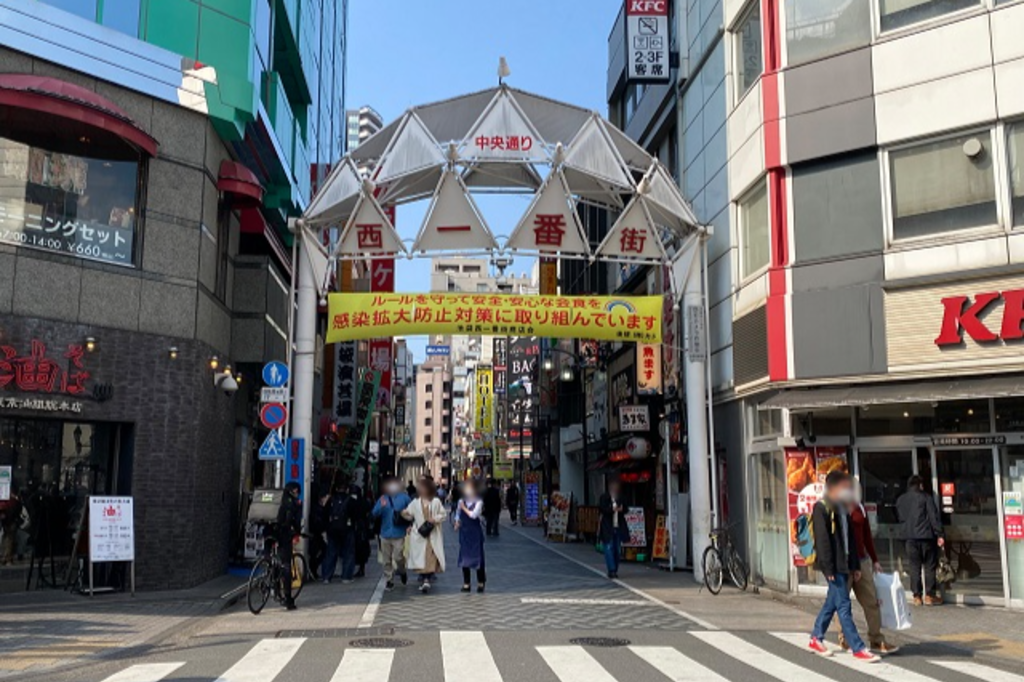 Ikebukuro: A Busy Transit Hub With a Split Personality, photo 3 of 6